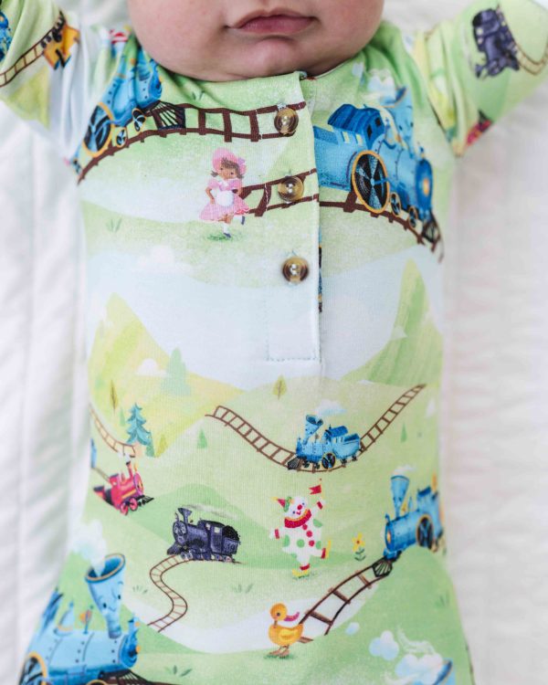 The Little Engine That Could® Knotted Gown + Beanie Set For Sale - Image 5