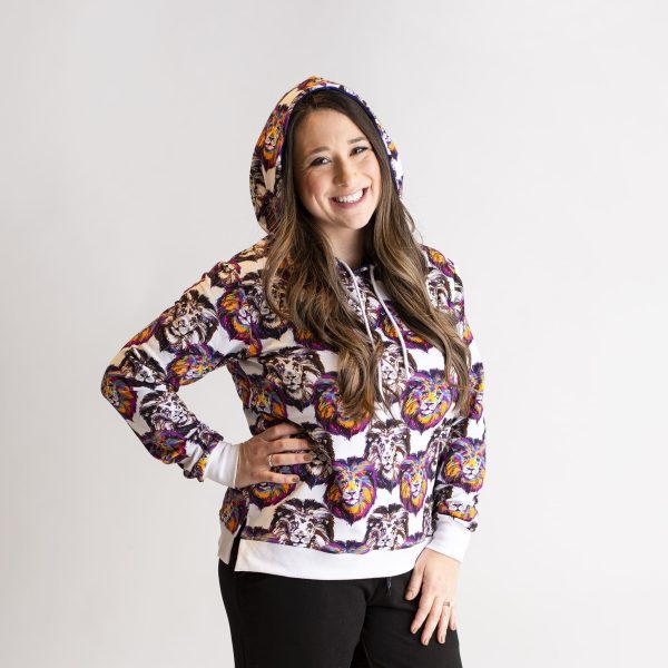 I Ain t Lion Mama Hooded Sweatshirt For Cheap